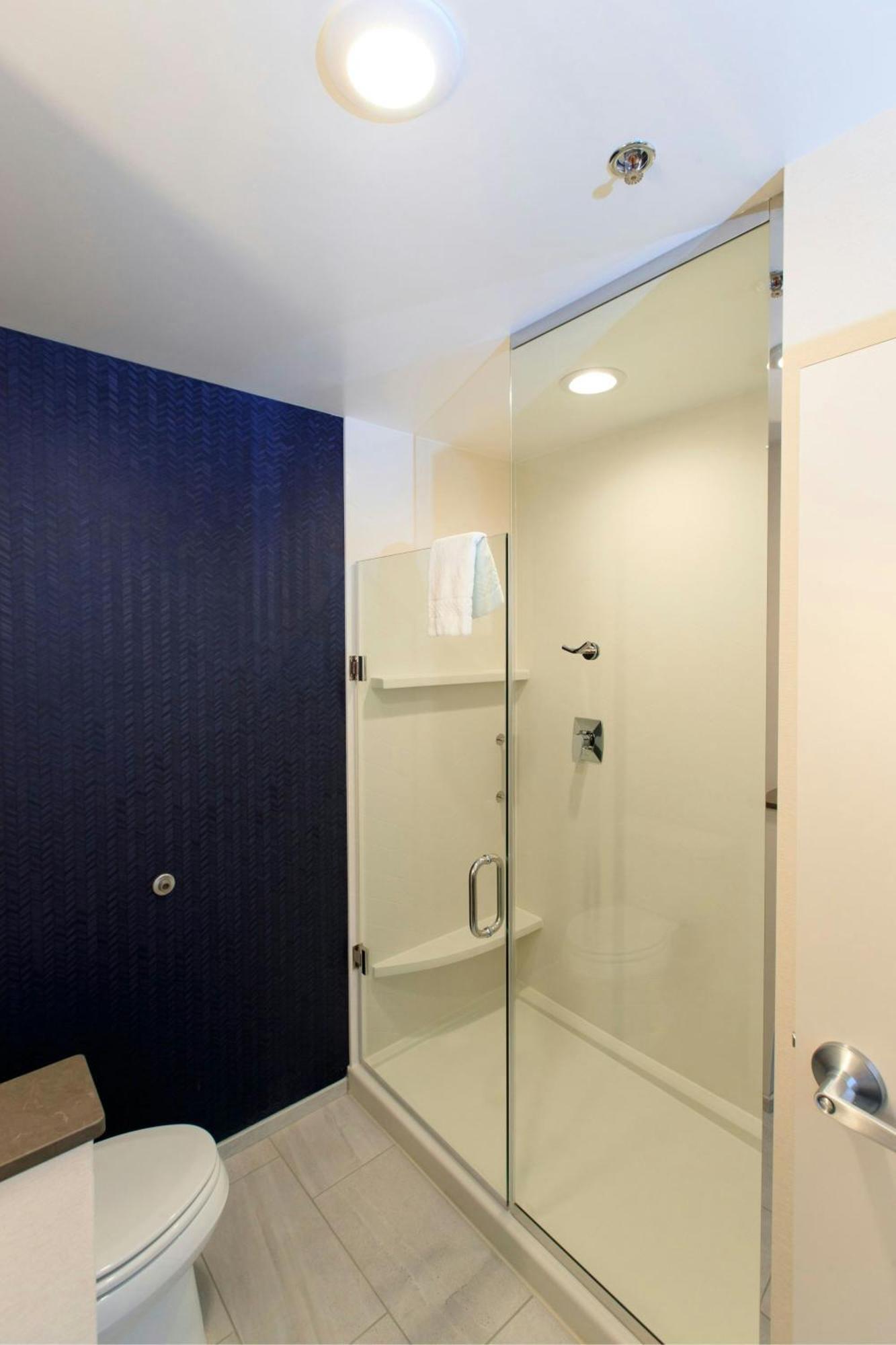 Fairfield Inn & Suites By Marriott Philadelphia Valley Forge/Great Valley Berwyn Exterior foto