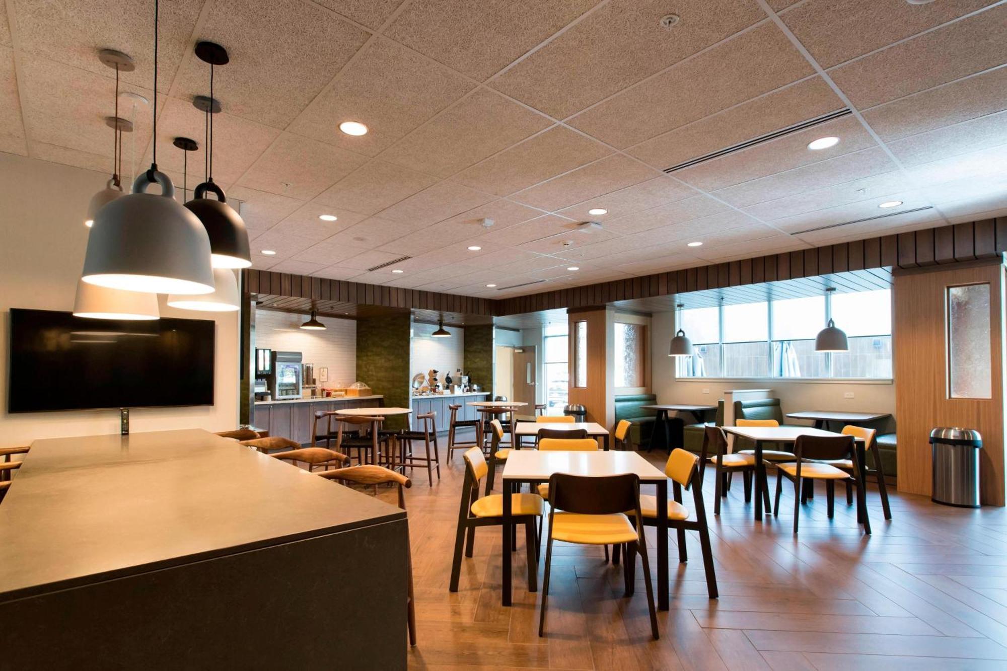 Fairfield Inn & Suites By Marriott Philadelphia Valley Forge/Great Valley Berwyn Exterior foto