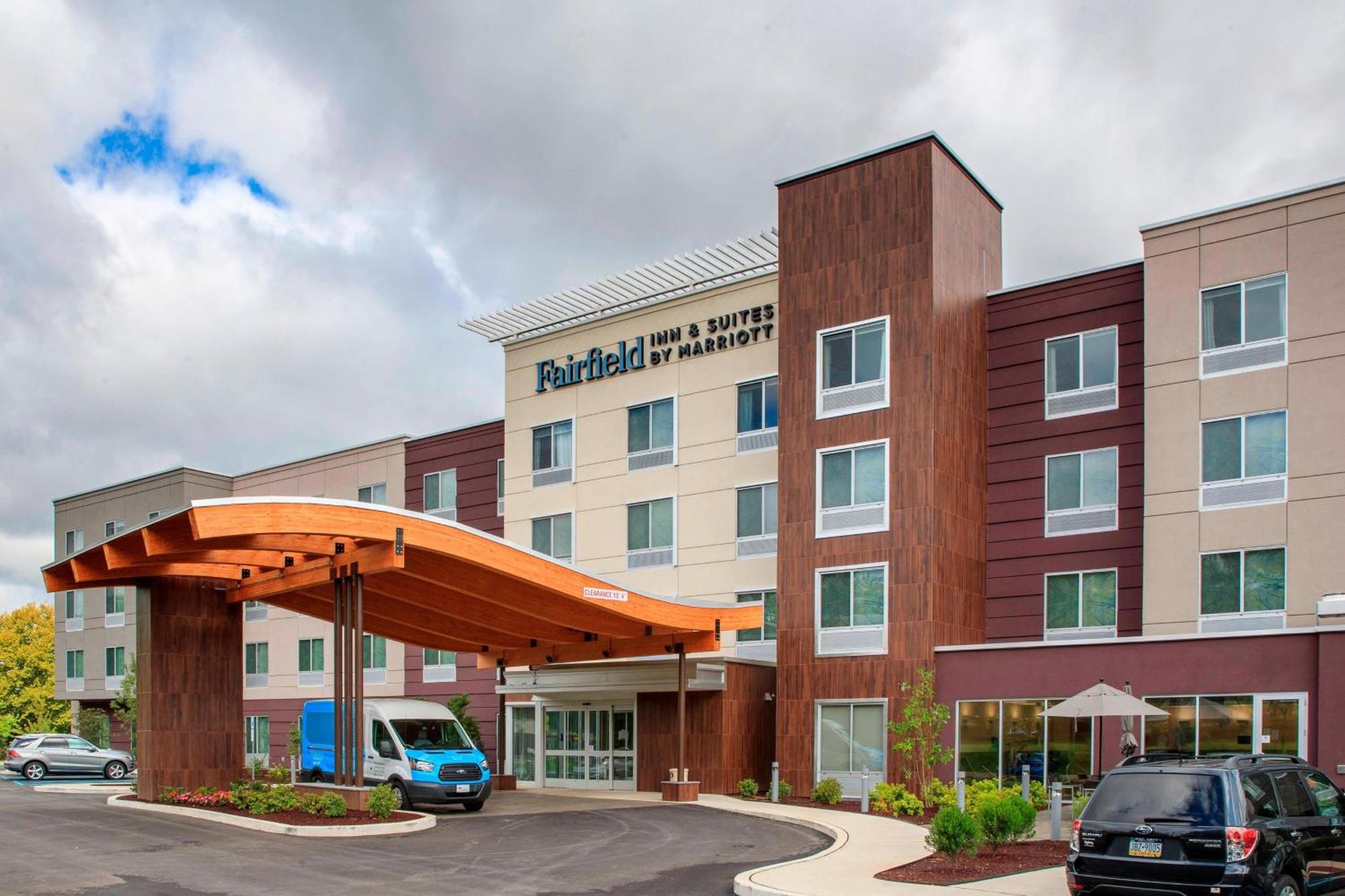 Fairfield Inn & Suites By Marriott Philadelphia Valley Forge/Great Valley Berwyn Exterior foto