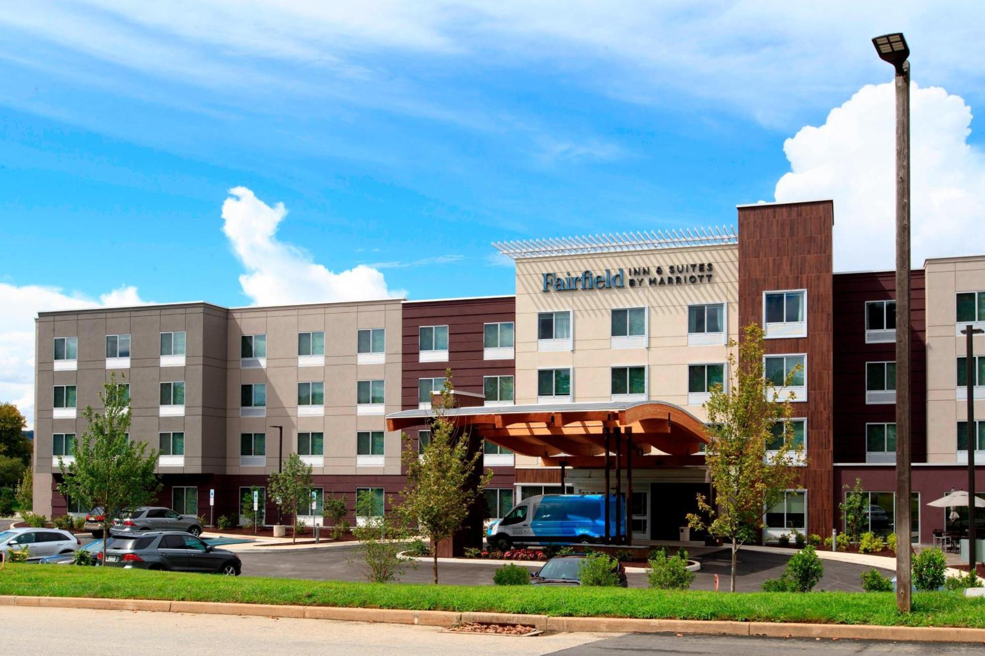 Fairfield Inn & Suites By Marriott Philadelphia Valley Forge/Great Valley Berwyn Exterior foto